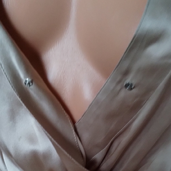 Line & Dot Romper - Picture 13 of 15